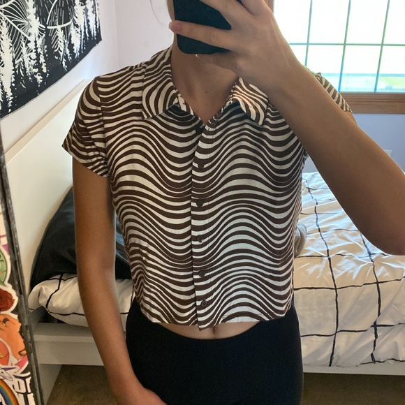 NWT Garage Button Down Top - Picture 4 of 4
